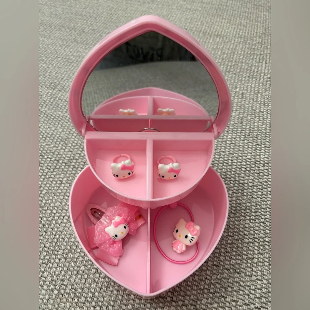Hello Kitty Jewelry Box - Picture 7 of 9